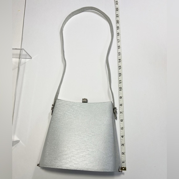 Vintage Metalic Silver Structured Divided Evening Bag W Adjustable Straps - Picture 11 of 14